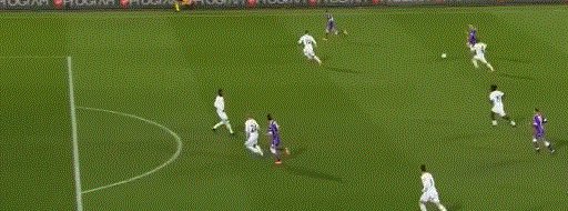 1616352099131054905.gif 6949.gif