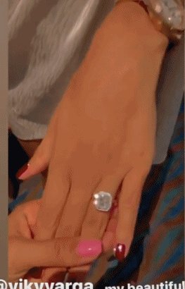 1609987520993068647.gif 20210107093433_4035.gif