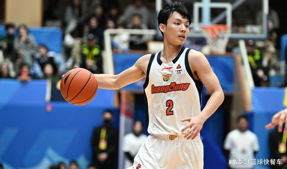 星空体育-CBA一夜缔造三大惨案！广东克星38分惨败：四川主场吞32连败！